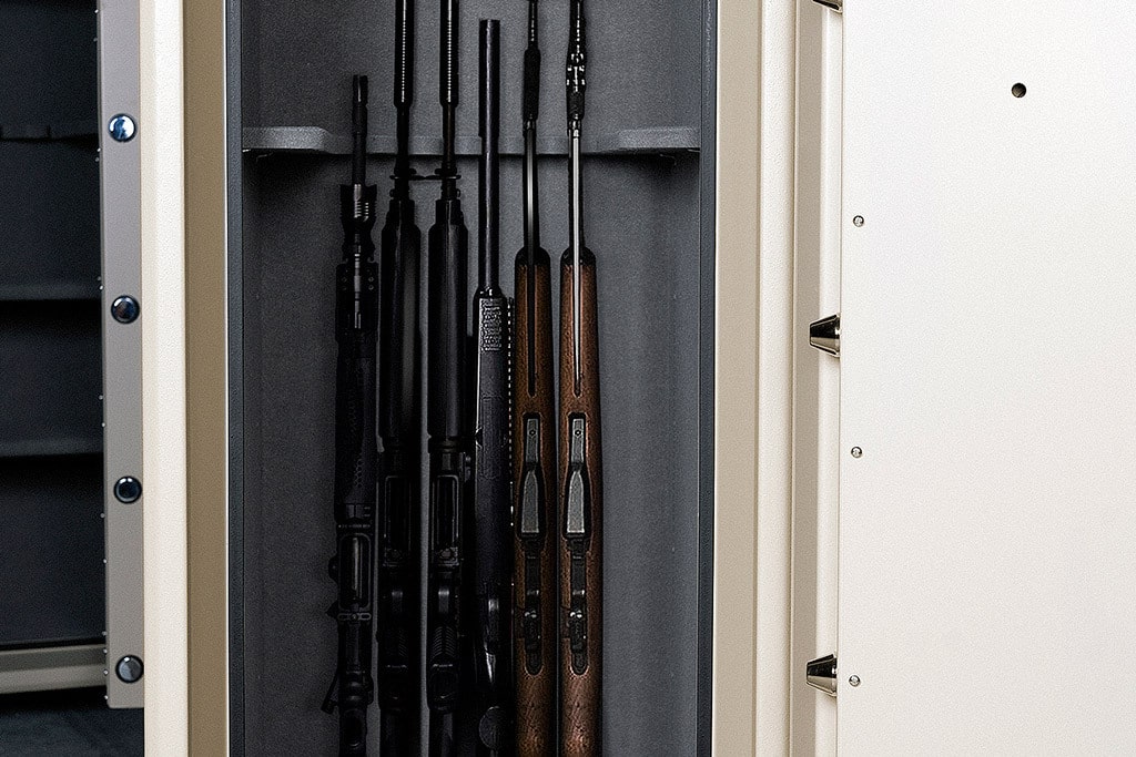 open safe with guns